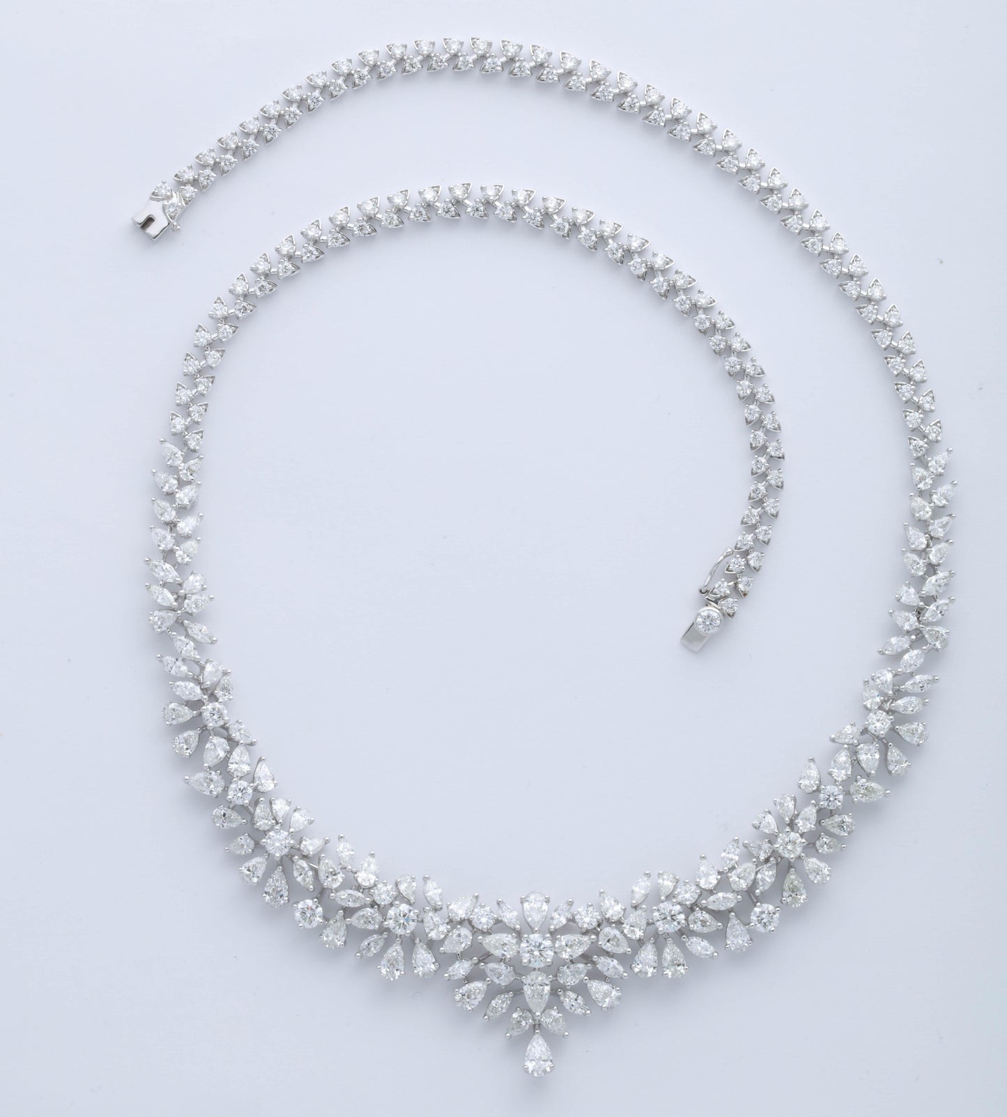 https://a.1stdibscdn.com/multi-shape-diamond-necklace-for-sale-picture-8/0/j_48413731535730196766/6R1A6102_master.jpg