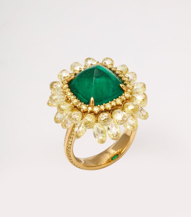 https://a.1stdibscdn.com/5-carat-sugarloaf-cabochon-emerald-and-yellow-diamond-ring-for-sale-picture-10/j_415/j_202926121694024696658/6R1A8718_master.jpg?width=768