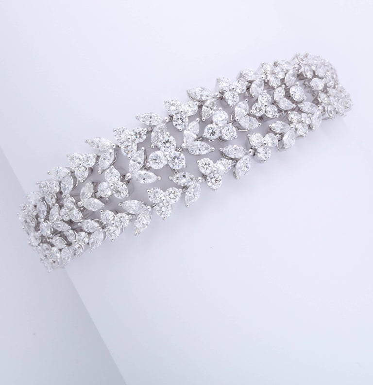 https://a.1stdibscdn.com/stunning-diamond-bracelet-for-sale-picture-6/0/j_45217331530288243154/6R1A9197_master.jpg?width=768
