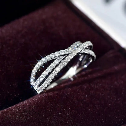 Women's Fashion 925 Sterling Silver Twisted White Sapphire Ring Elegant Female Bride Proposal Engagement Wedding Diamond Rings for Women Bride Jewelry Party Gift