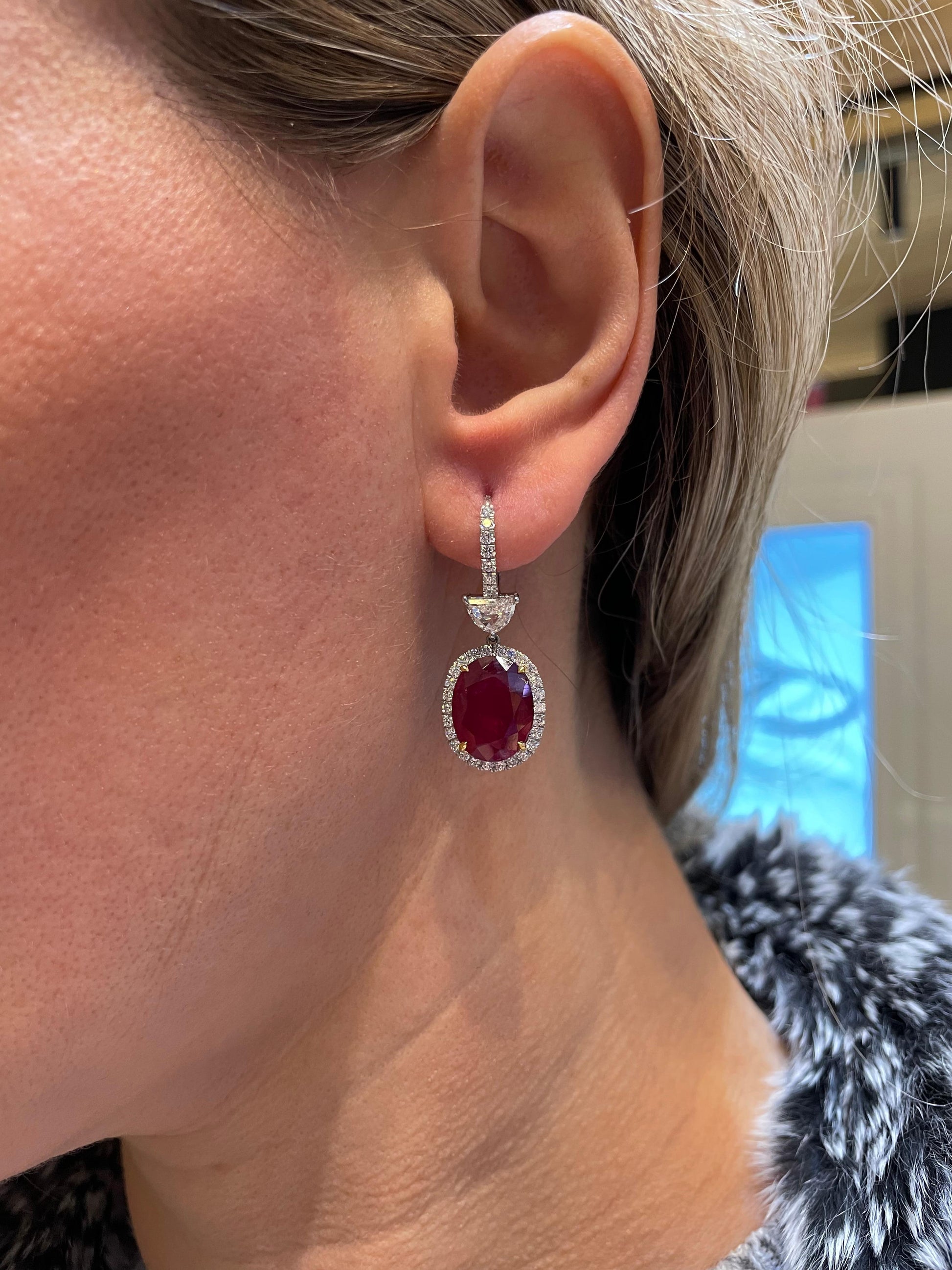 https://a.1stdibscdn.com/ruby-and-diamond-drop-dangle-earrings-for-sale-picture-8/j_415/j_18065072/10E8D743_9208_4EBE_B5A4_1672612900679_master.jpeg
