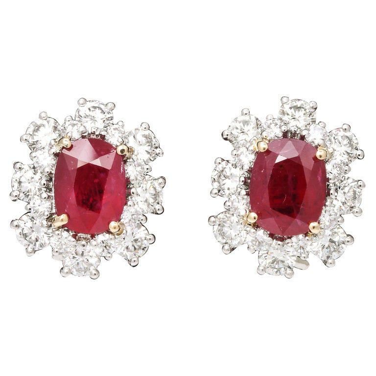 https://a.1stdibscdn.com/ruby-and-diamond-earrings-for-sale/1121189/j_132725721631258706349/13272572_datamatics.jpg?width=768
