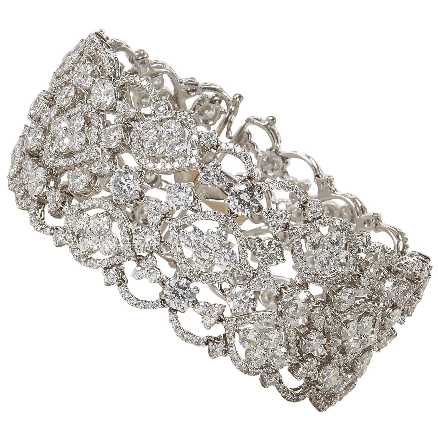 https://a.1stdibscdn.com/diamond-lace-bracelet-for-sale/1121189/j_19198931601085096887/1919893_master.jpg