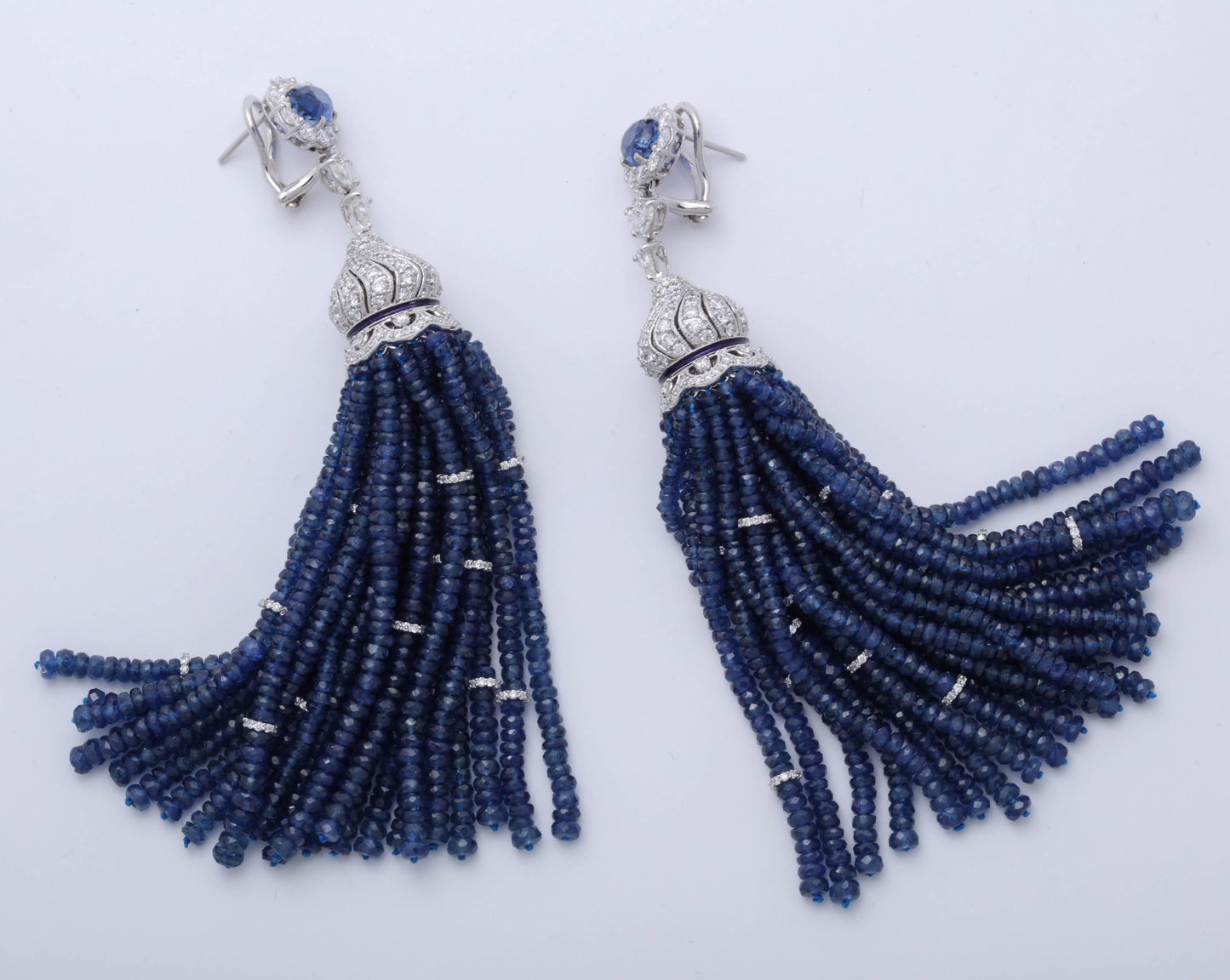https://a.1stdibscdn.com/sapphire-and-diamond-tassel-earrings-for-sale-picture-6/0/j_45217131530288190513/1_main-7_master.jpg