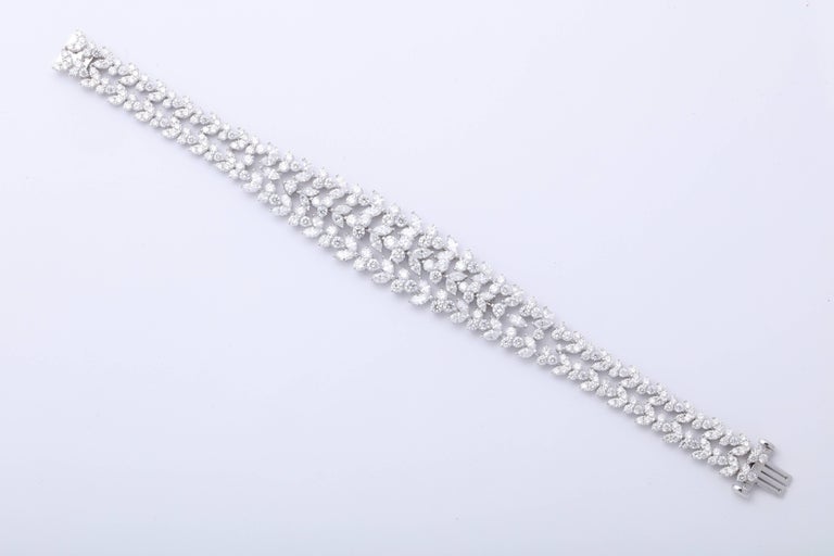 https://a.1stdibscdn.com/stunning-diamond-bracelet-for-sale-picture-2/0/j_45217331530288231332/1_main-9_master.jpg?width=768