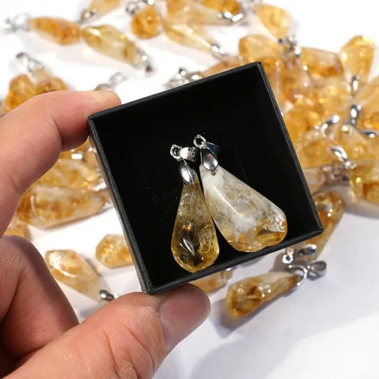 Yellow Crystal Citrine Pendant / Real Raw Citrine / Healing Crystal / Natural Stone Jewerly / Gemstone Necklace