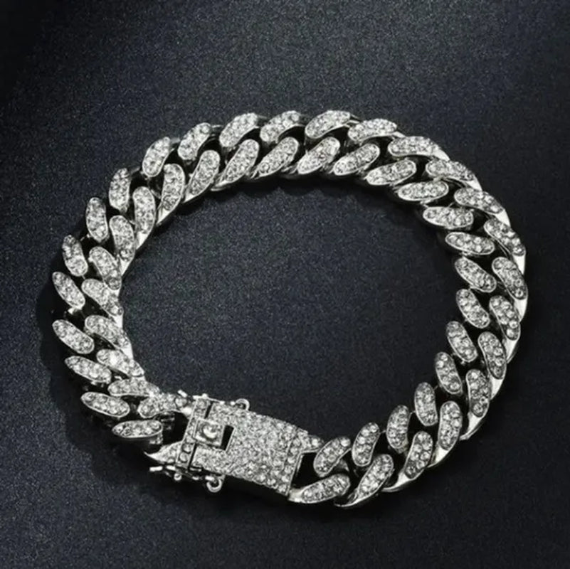 Men's Hip Hop Fashion Luxury 18K Gold and 925 Silver Ice-wound Hip Hop Diamond Watch Miami Cuban Bracelet and Ladies Watch Silver Diamond Bracelet Men and Women Hip Hop Party Jewelry