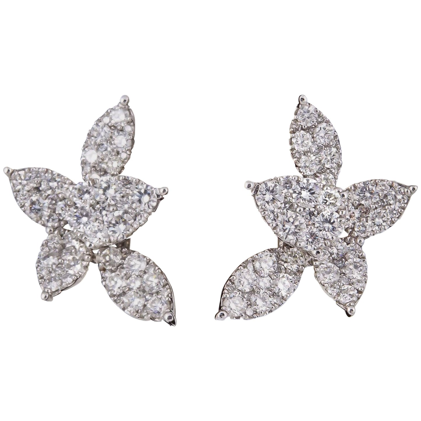 https://a.1stdibscdn.com/classic-diamond-gold-cluster-earrings-for-sale/j_415/j_261533921746539114867/2259543_master.jpg