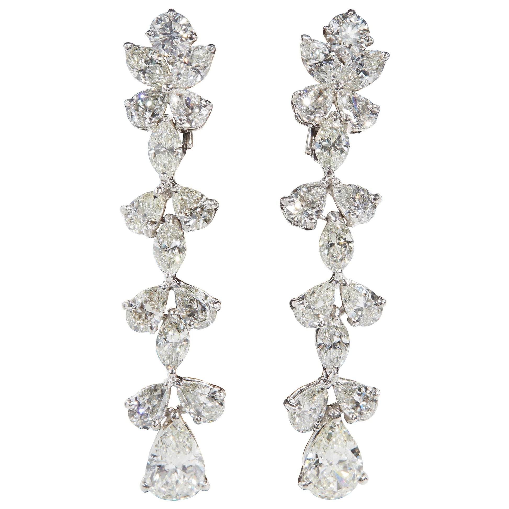 https://a.1stdibscdn.com/diamond-dangle-earrings-for-sale/1121189/j_29248431593553347993/2924843_master.jpg