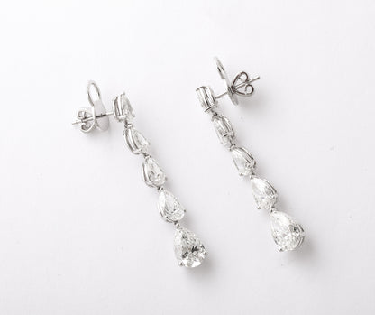 https://a.1stdibscdn.com/diamond-dangle-earrings-for-sale-picture-6/j_415/j_225039121712329999008/2P6A1440_master.jpg