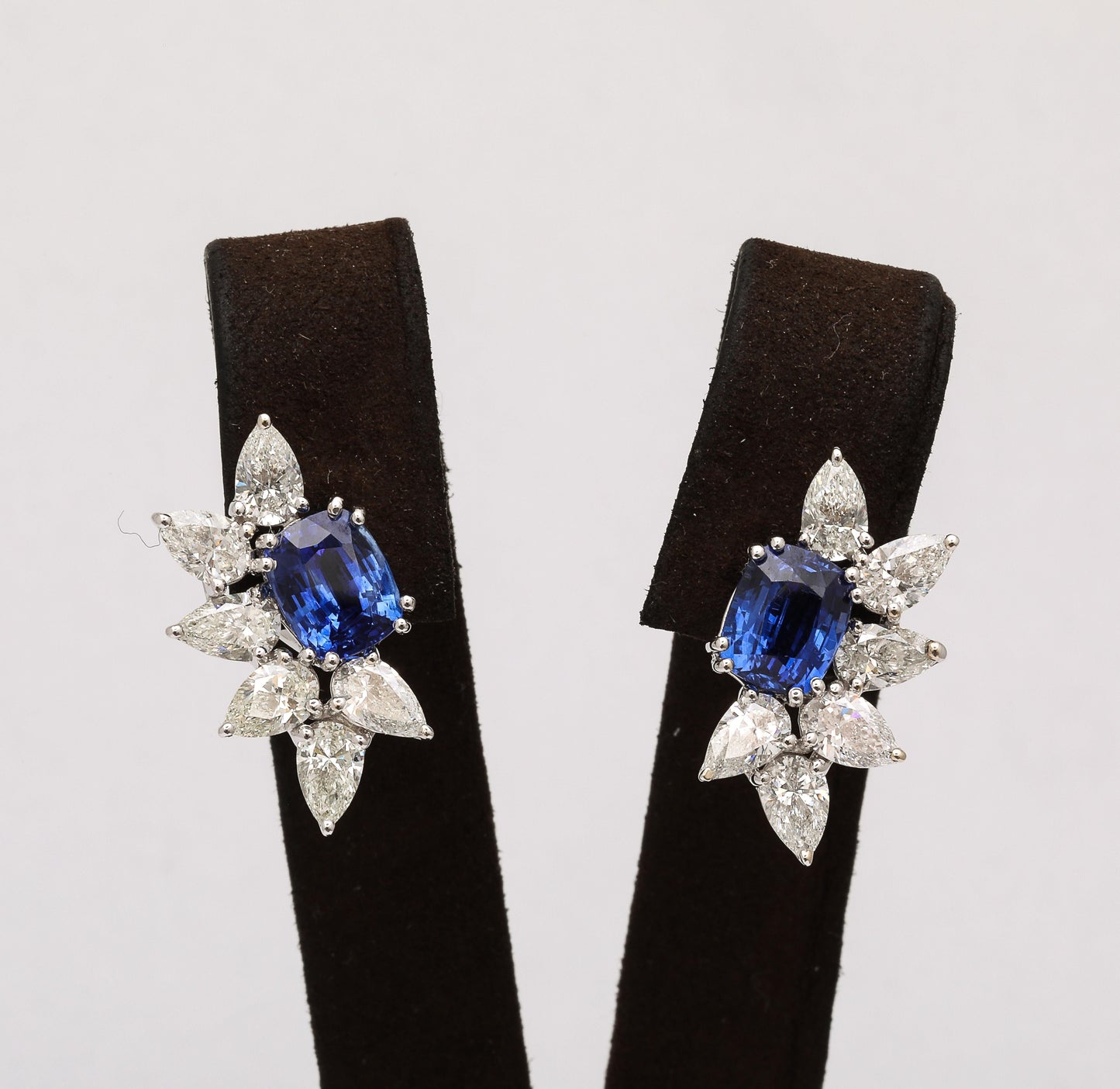 https://a.1stdibscdn.com/sapphire-and-diamond-earrings-for-sale-picture-2/j_415/j_237617821723470697320/2P6A2206_master.jpg