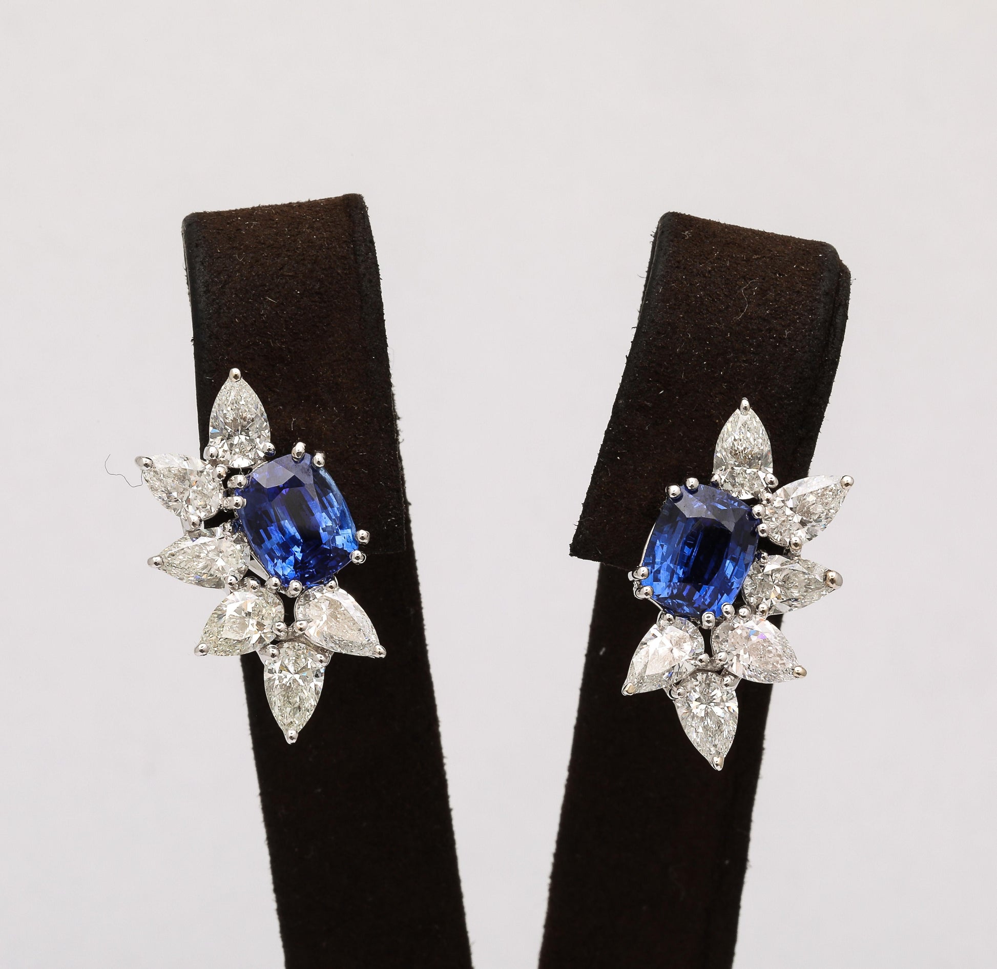 https://a.1stdibscdn.com/sapphire-and-diamond-earrings-for-sale-picture-2/j_415/j_237617821723470697320/2P6A2206_master.jpg