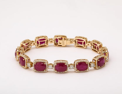 https://a.1stdibscdn.com/burma-ruby-diamond-bracelet-for-sale-picture-2/j_415/j_237616721723470127532/2P6A2252_master.jpg?width=768