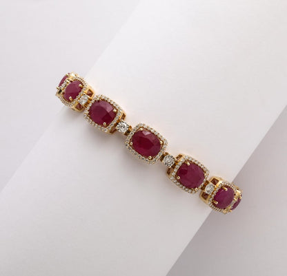 https://a.1stdibscdn.com/burma-ruby-diamond-bracelet-for-sale-picture-9/j_415/j_237616721723470129296/2P6A2261_master.jpg?width=768