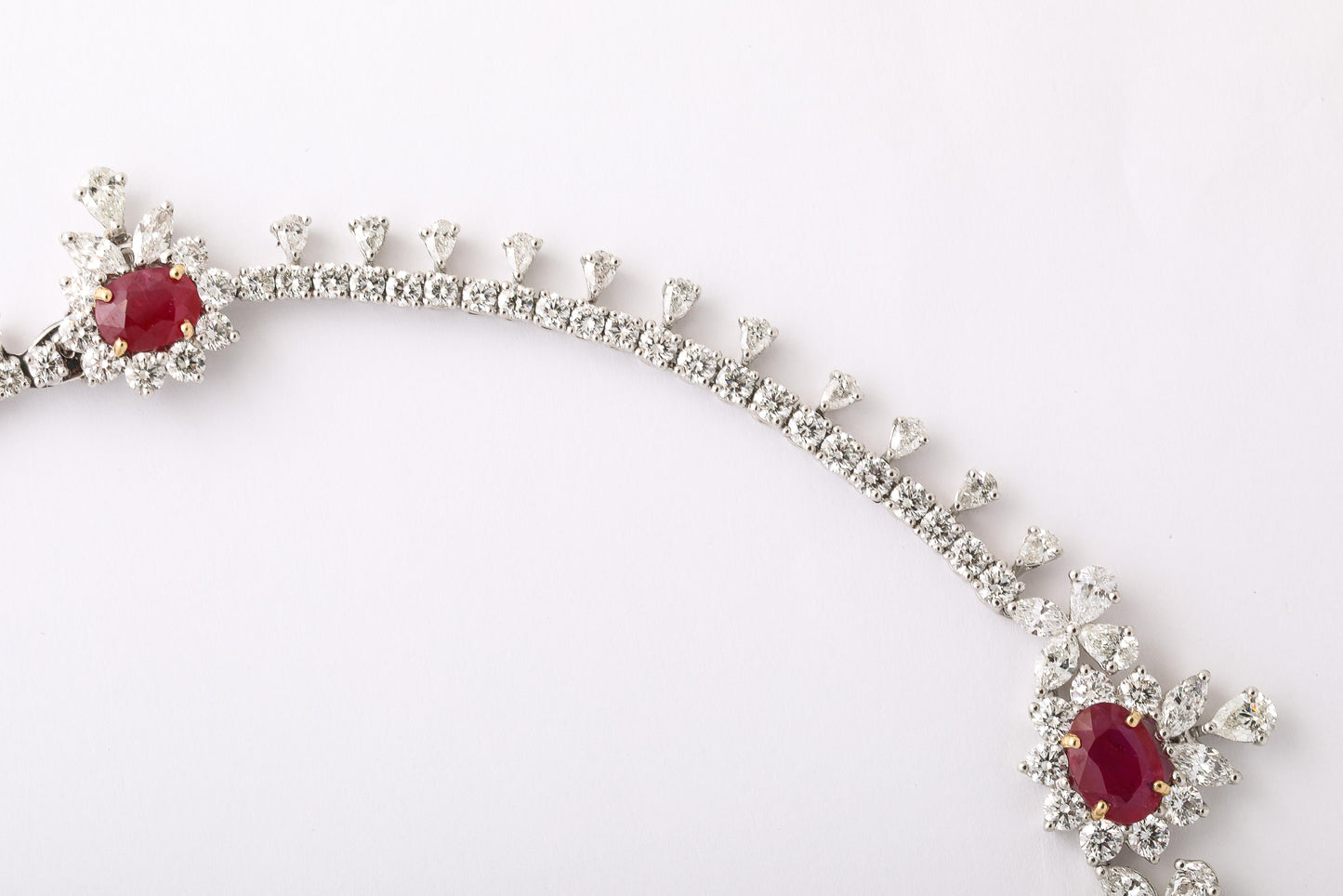 https://a.1stdibscdn.com/ruby-and-diamond-necklace-for-sale-picture-5/j_415/j_251585921737045077229/2P6A2290_master.jpg