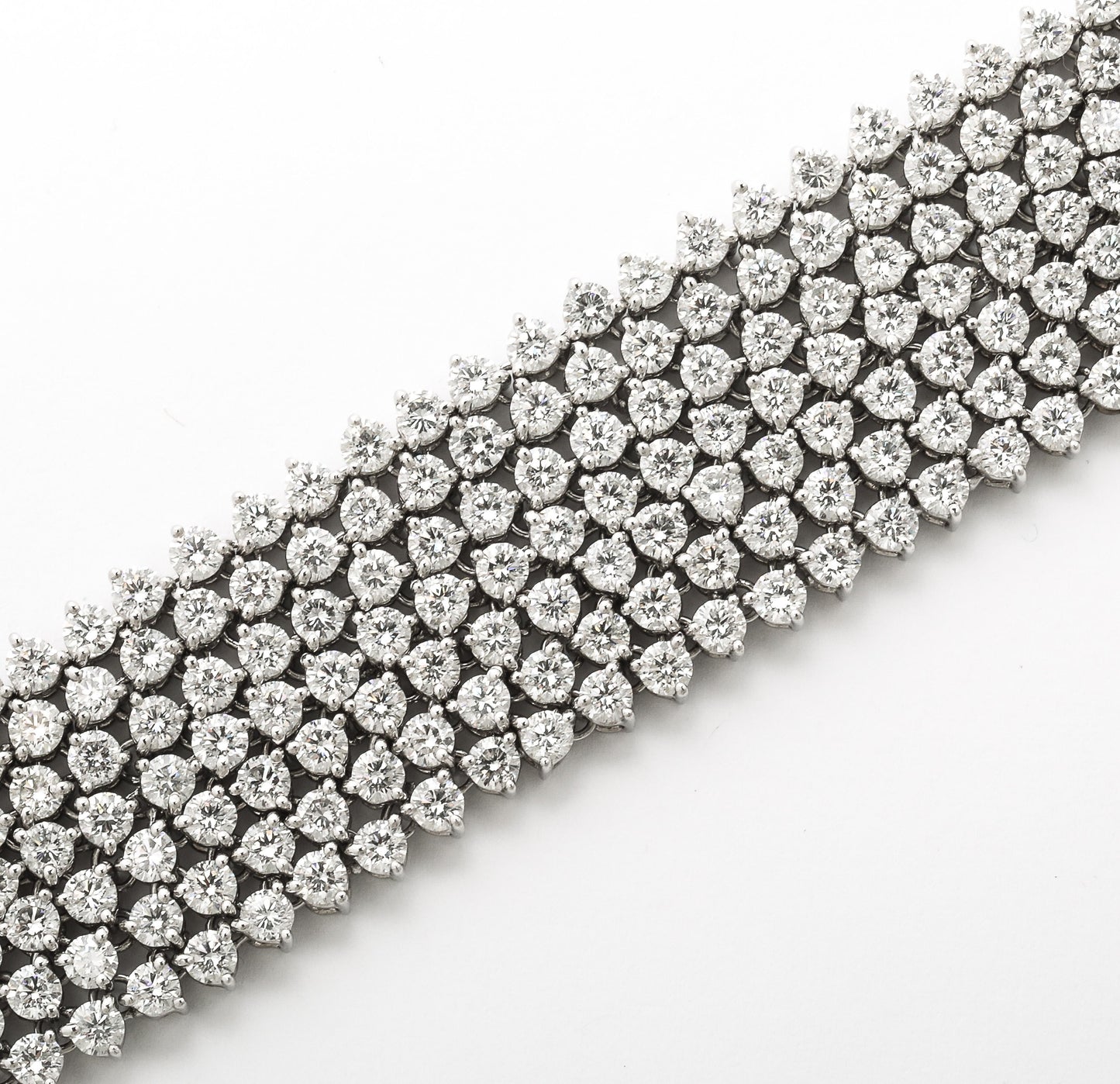 https://a.1stdibscdn.com/diamond-bracelet-for-sale-picture-7/j_415/j_278656221763050912401/2P6A4386_master.jpg