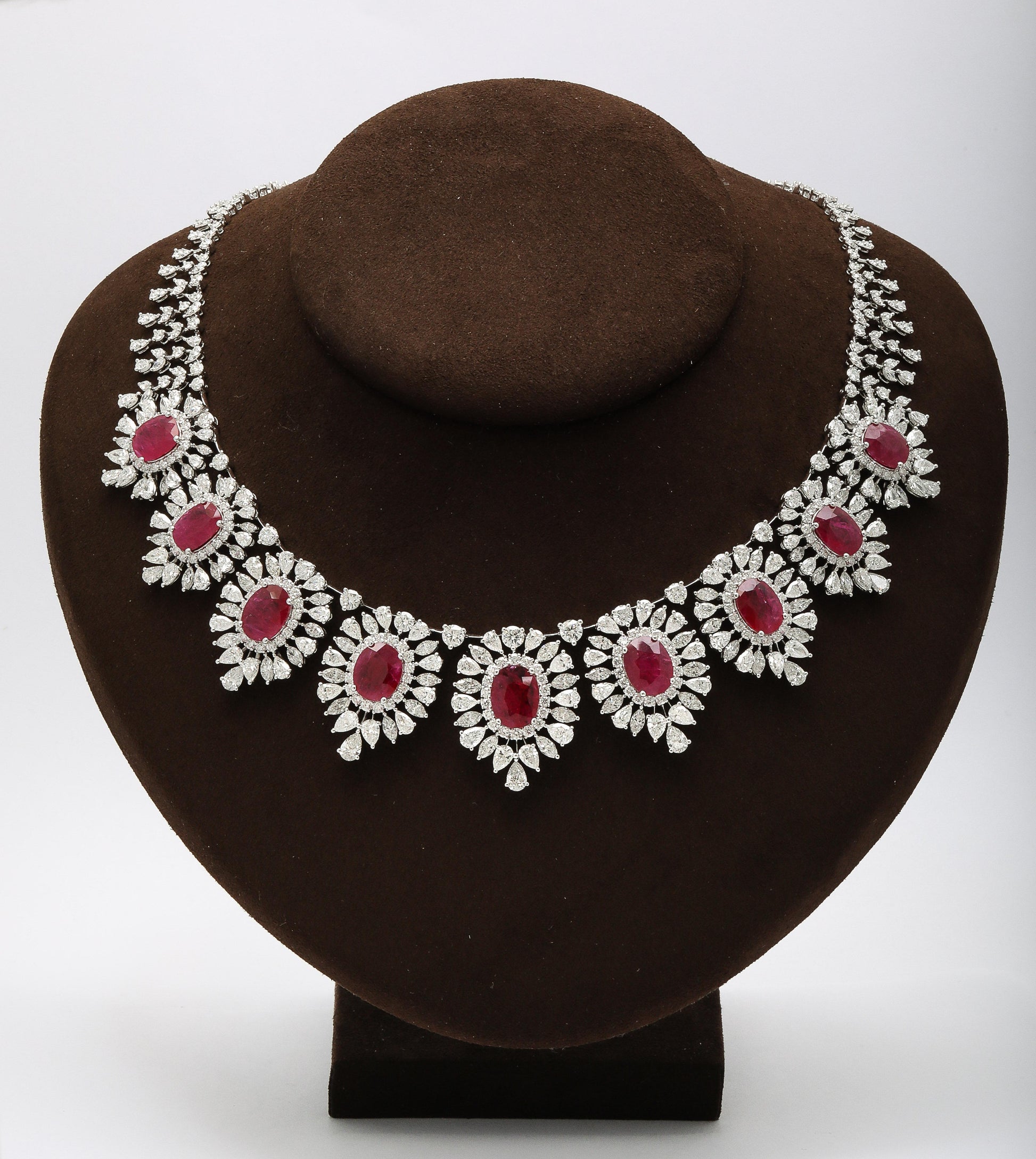 https://a.1stdibscdn.com/ruby-and-diamond-necklace-for-sale-picture-2/j_415/j_275987721760120727679/2P6A4481_master.jpg