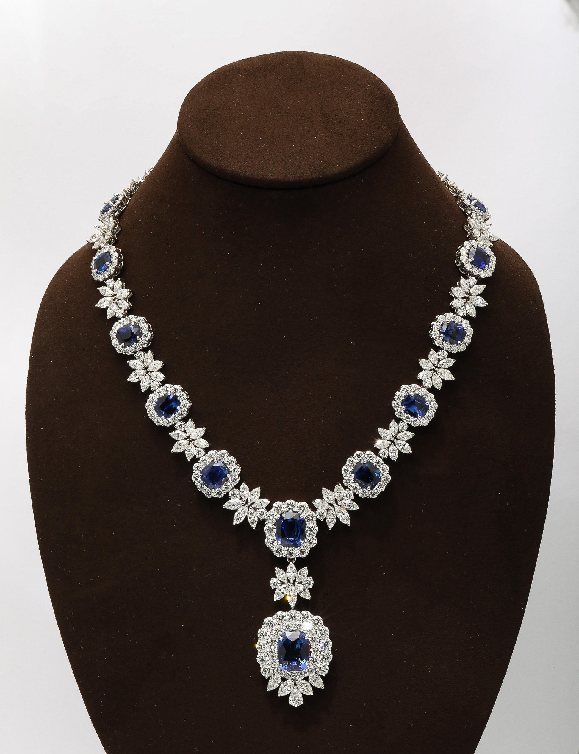 https://a.1stdibscdn.com/sapphire-and-diamond-necklace-for-sale-picture-2/j_415/j_278659921763052925549/2P6A4493_master.jpg