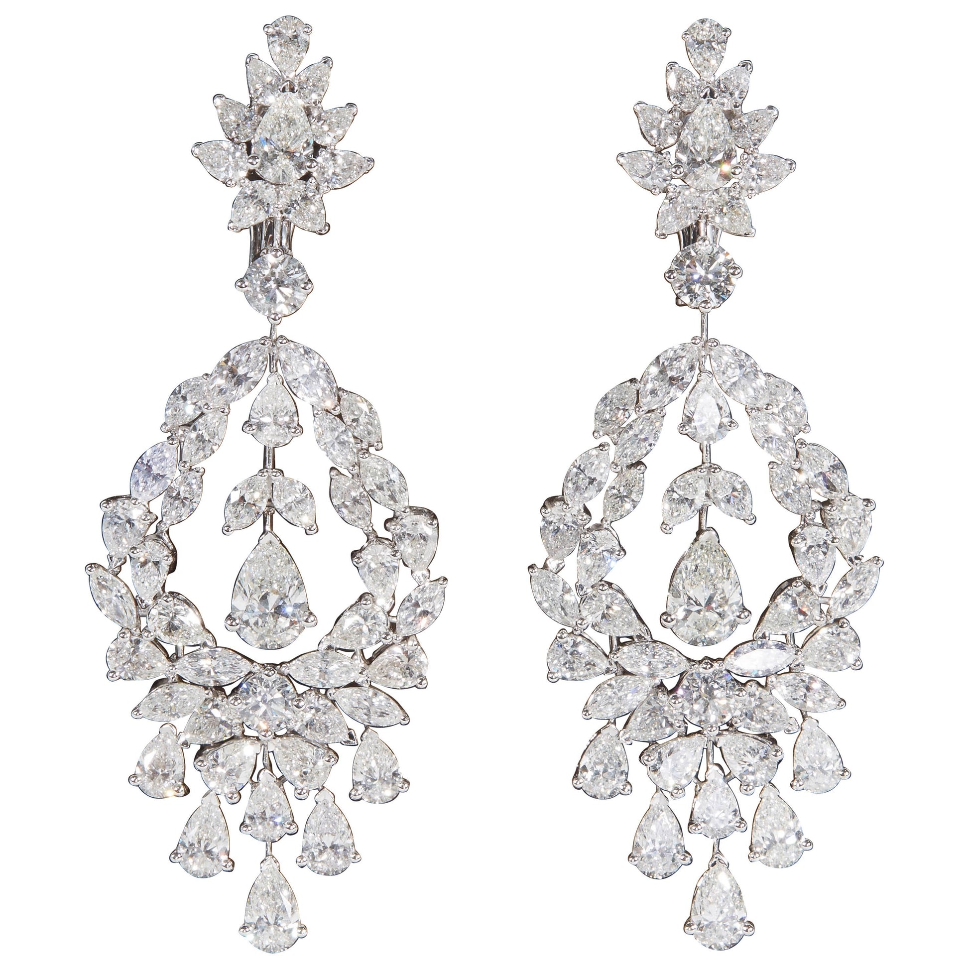 https://a.1stdibscdn.com/diamond-drop-earrings-for-sale/j_415/j_166265021659716217537/3390933_master.jpg