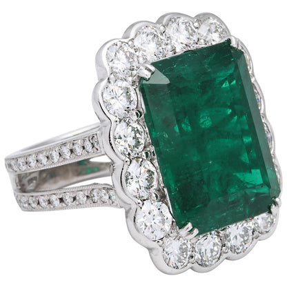 https://a.1stdibscdn.com/important-13-carat-colombian-emerald-and-diamond-ring-gia-certified-for-sale/1121189/j_39735111521639246740/3973511_master.jpg