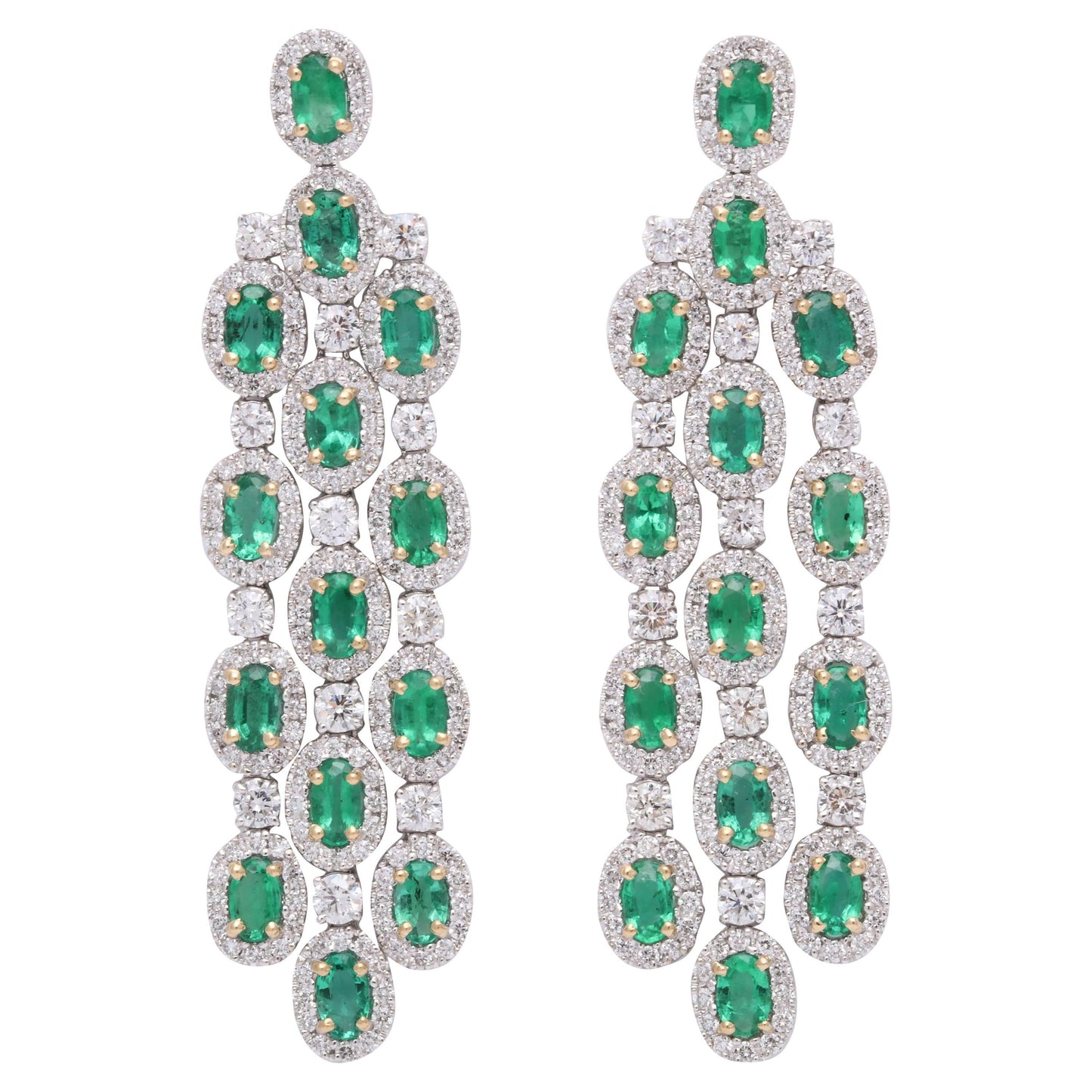 https://a.1stdibscdn.com/green-emerald-chandelier-earrings-for-sale/1121189/j_42665231526723563969/4266523_master.jpg