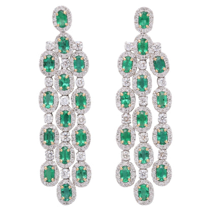https://a.1stdibscdn.com/green-emerald-chandelier-earrings-for-sale/1121189/j_42665231526723563969/4266523_master.jpg