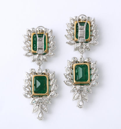 https://a.1stdibscdn.com/emerald-and-diamond-drop-earrings-for-sale-picture-6/j_415/j_124611121622815397911/6R1A0522_master.jpg