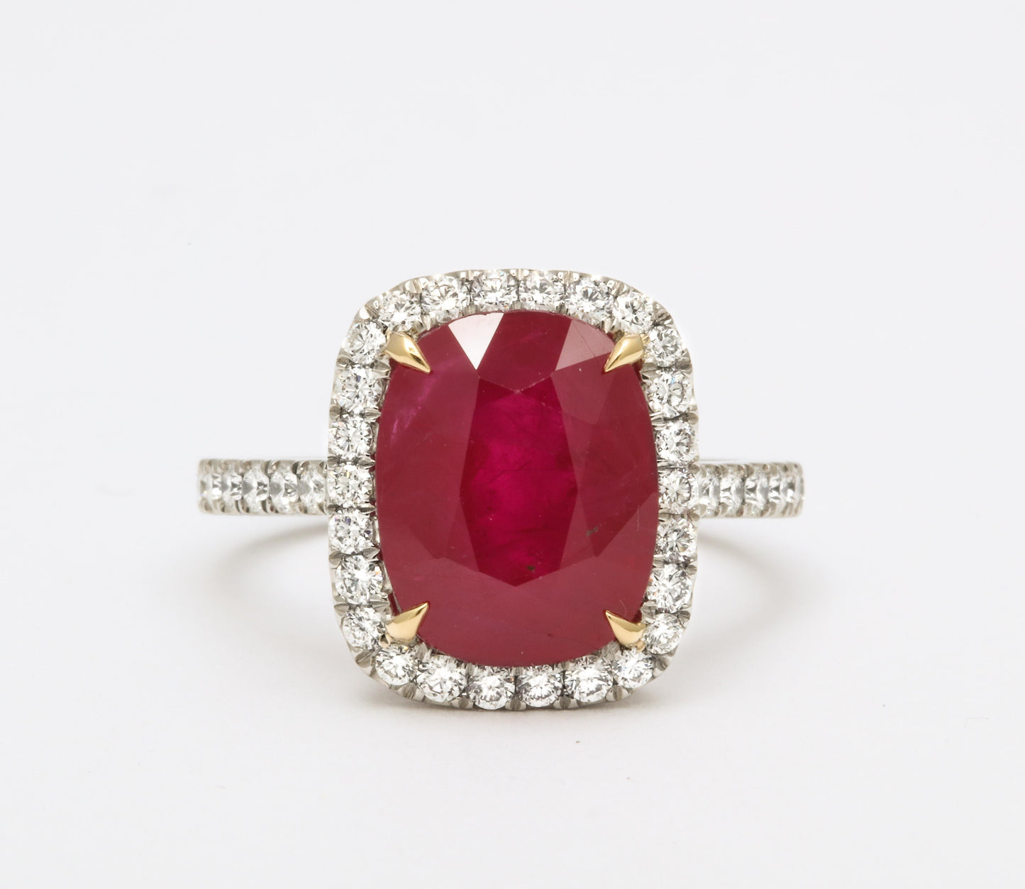 https://a.1stdibscdn.com/5-carat-burma-ruby-and-diamond-ring-for-sale-picture-2/j_415/j_132724921631111127247/6R1A1165_master.jpg