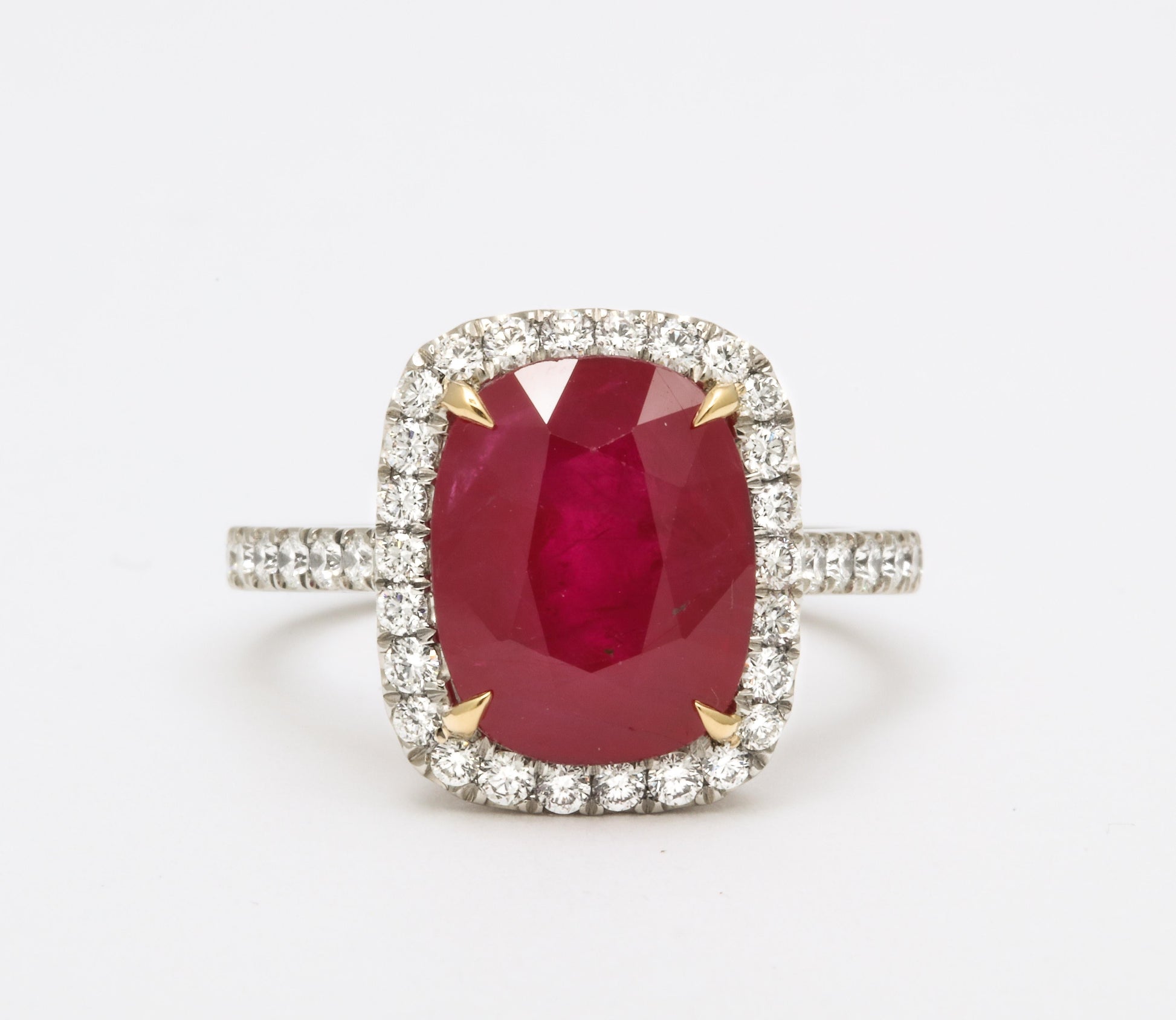 https://a.1stdibscdn.com/5-carat-burma-ruby-and-diamond-ring-for-sale-picture-2/j_415/j_132724921631111127247/6R1A1165_master.jpg