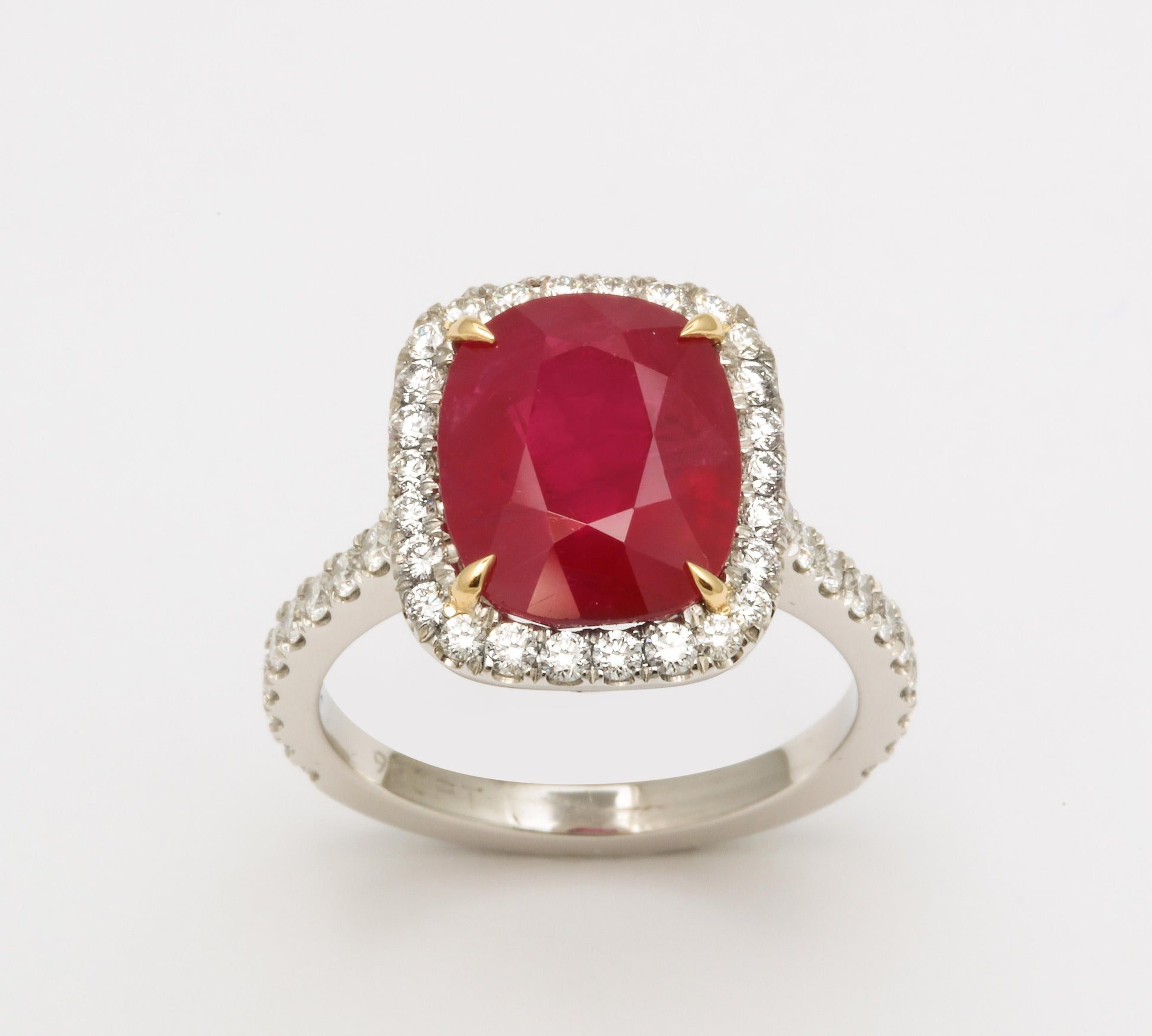 https://a.1stdibscdn.com/5-carat-burma-ruby-and-diamond-ring-for-sale-picture-6/j_415/j_132724921631111127072/6R1A1174_master.jpg