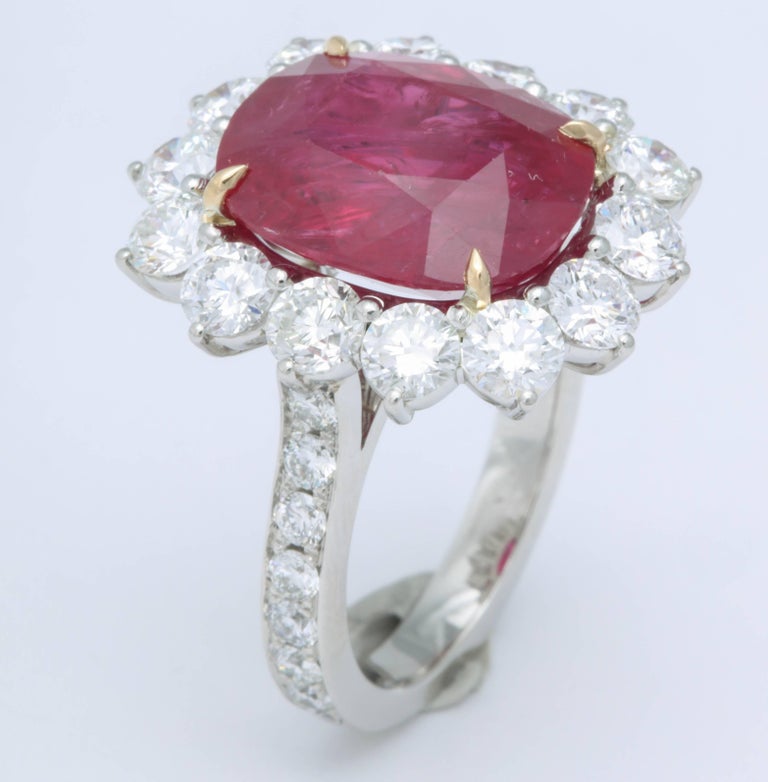https://a.1stdibscdn.com/10-carat-ruby-and-diamond-cocktail-ring-for-sale-picture-6/0/j_41520731523637138570/6R1A2638_master.jpg?width=768