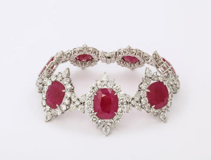 https://a.1stdibscdn.com/ruby-and-diamond-bracelet-for-sale-picture-4/j_415/j_140692421638384479038/6R1A2646_master.jpg?width=768