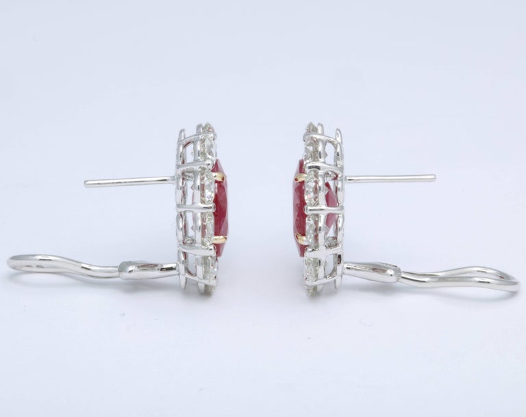 https://a.1stdibscdn.com/ruby-and-diamond-earrings-for-sale-picture-5/archivesE/upload/0/j_41521131523637190273/6R1A2665_master.jpg?width=768