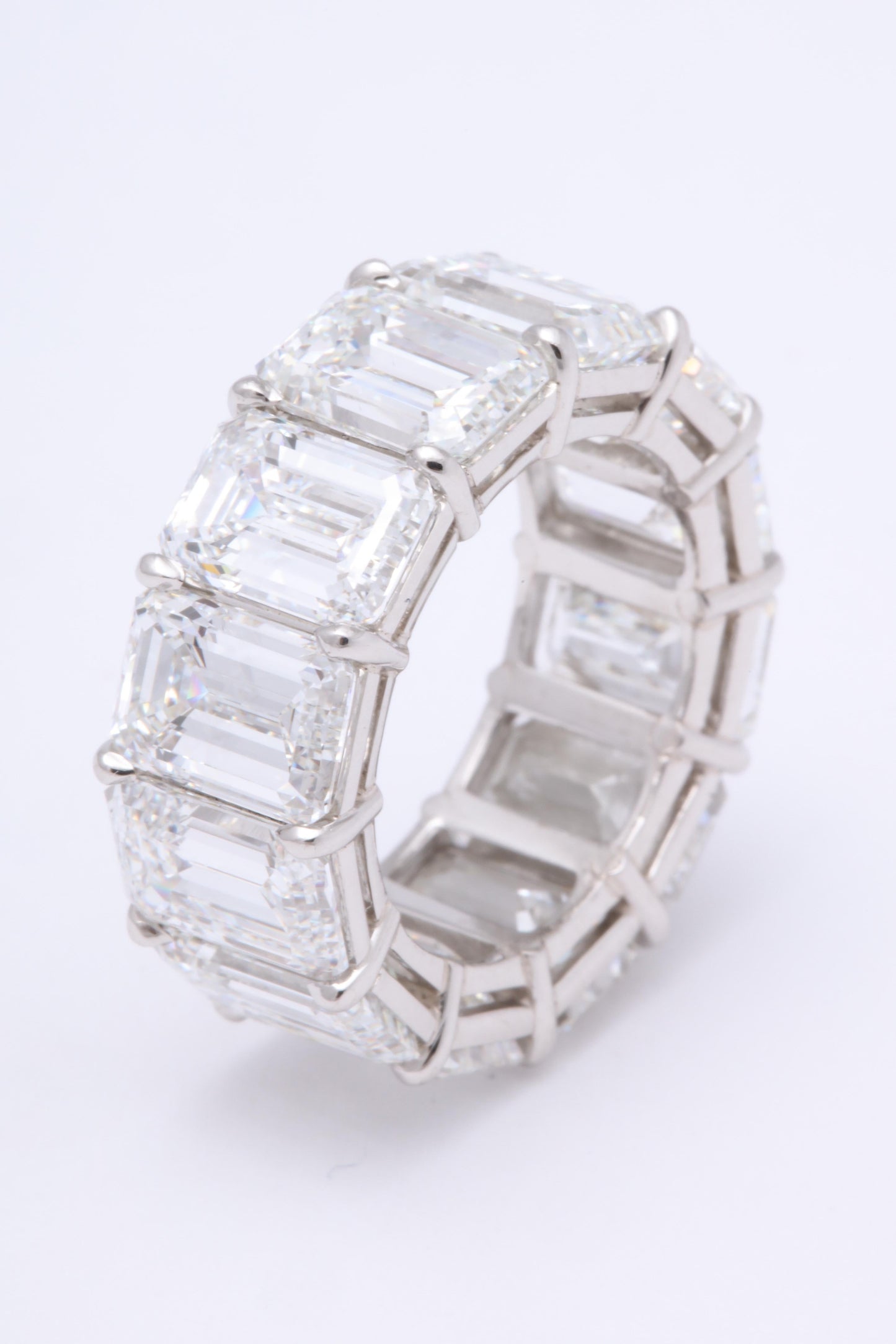 https://a.1stdibscdn.com/emerald-cut-diamond-eternity-band-gia-certified-1851-carats-for-sale-picture-5/0/j_57882121547578590962/6R1A3381_master.jpg