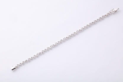 https://a.1stdibscdn.com/multi-shape-diamond-tennis-bracelet-for-sale-picture-8/0/j_57882221547578613138/6R1A3409_master.jpg