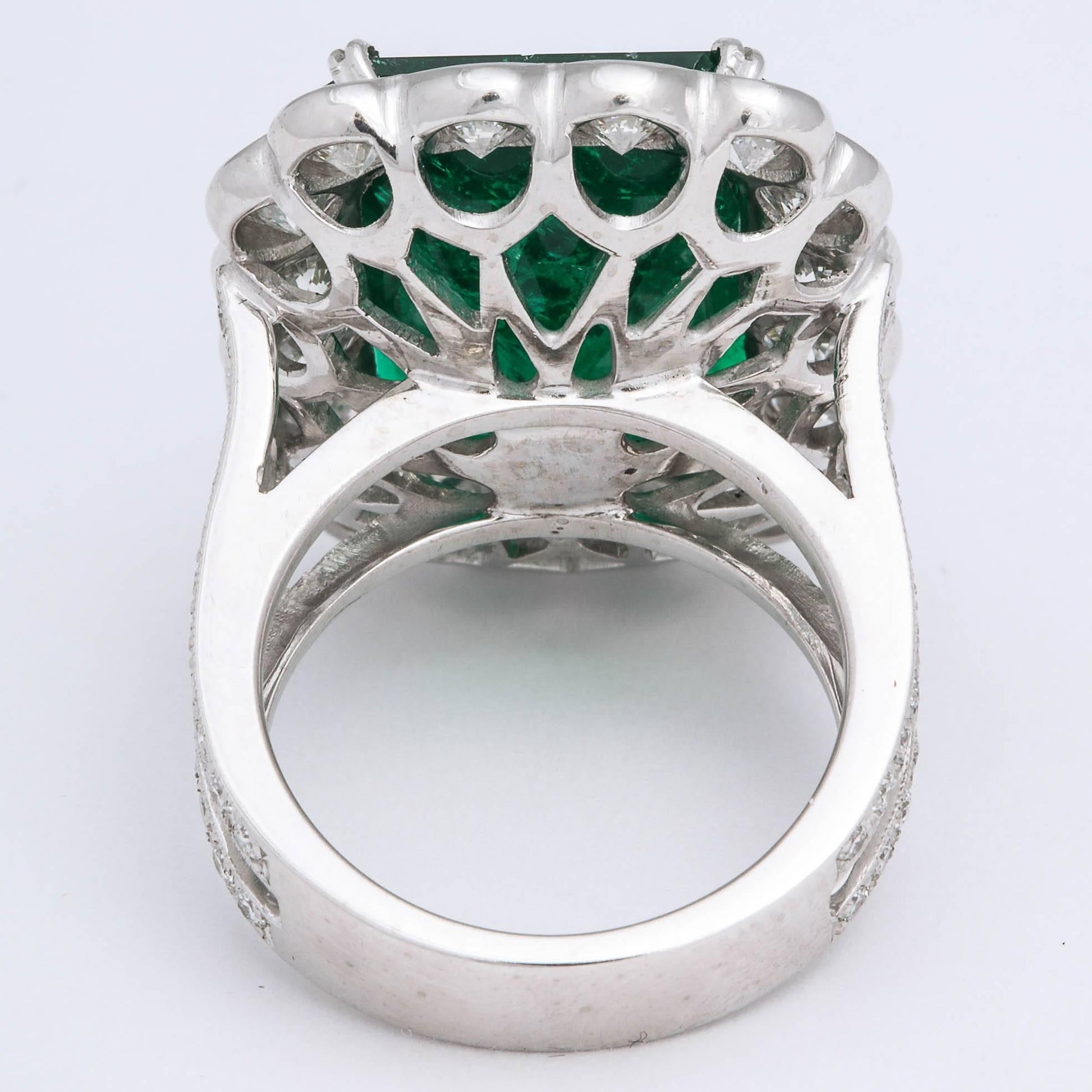 https://a.1stdibscdn.com/important-13-carat-colombian-emerald-and-diamond-ring-gia-certified-for-sale-picture-4/archivesE/upload/0/j_39735111520444482475/6R1A4024_master.jpg