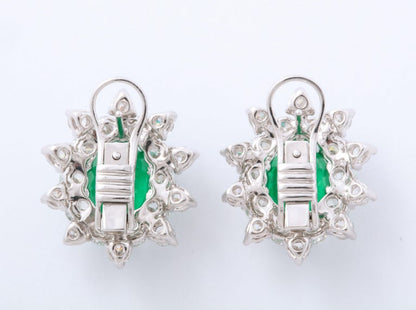 https://a.1stdibscdn.com/emerald-and-diamond-earrings-for-sale-picture-7/j_415/1575403457084/6R1A5054_master.jpg?width=768