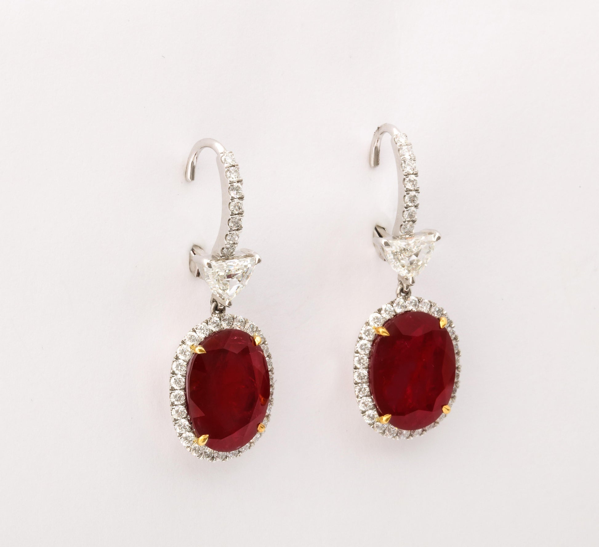 https://a.1stdibscdn.com/ruby-and-diamond-drop-dangle-earrings-for-sale-picture-6/j_415/j_180650721672242453817/6R1A5330_master.jpg