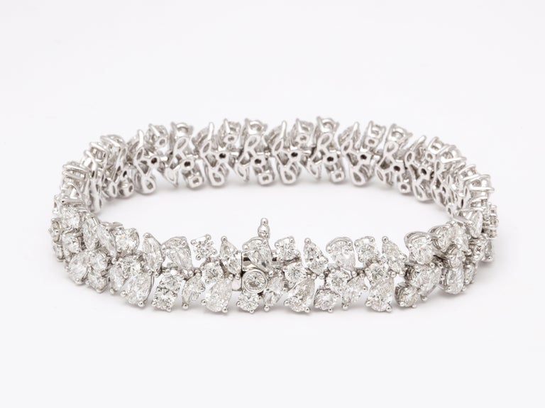 https://a.1stdibscdn.com/diamond-bracelet-for-sale-picture-7/j_415/j_161980821655913511351/6R1A6008_master.jpg?width=768