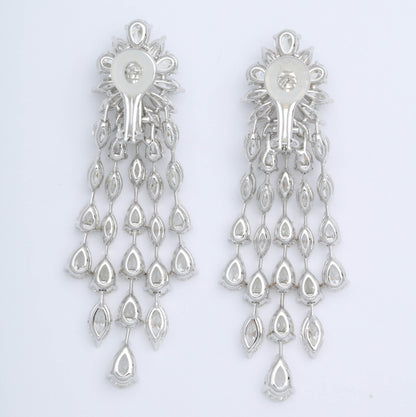 https://a.1stdibscdn.com/important-diamond-dangle-drop-earrings-for-sale-picture-6/0/j_48413331535730140867/6R1A6019_master.jpg