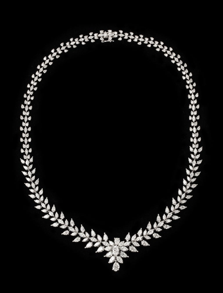 https://a.1stdibscdn.com/diamond-necklace-for-sale-picture-9/j_415/j_165036021658772120089/6R1A6047_master.jpg?width=768