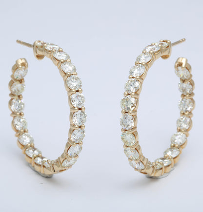 https://a.1stdibscdn.com/yellow-gold-diamond-hoops-for-sale-picture-3/0/j_48413831535730200587/6R1A6073_master.jpg