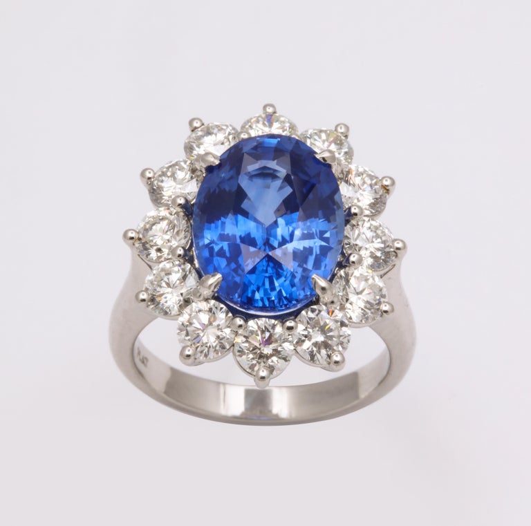 https://a.1stdibscdn.com/ceylon-blue-sapphire-and-diamond-ring-for-sale-picture-7/j_415/1566325212949/6R1A6096_master.jpg?width=768