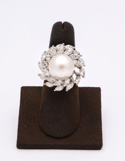 https://a.1stdibscdn.com/south-sea-pearl-and-diamond-ring-for-sale-picture-2/j_415/1566324836760/6R1A6099_master.jpg