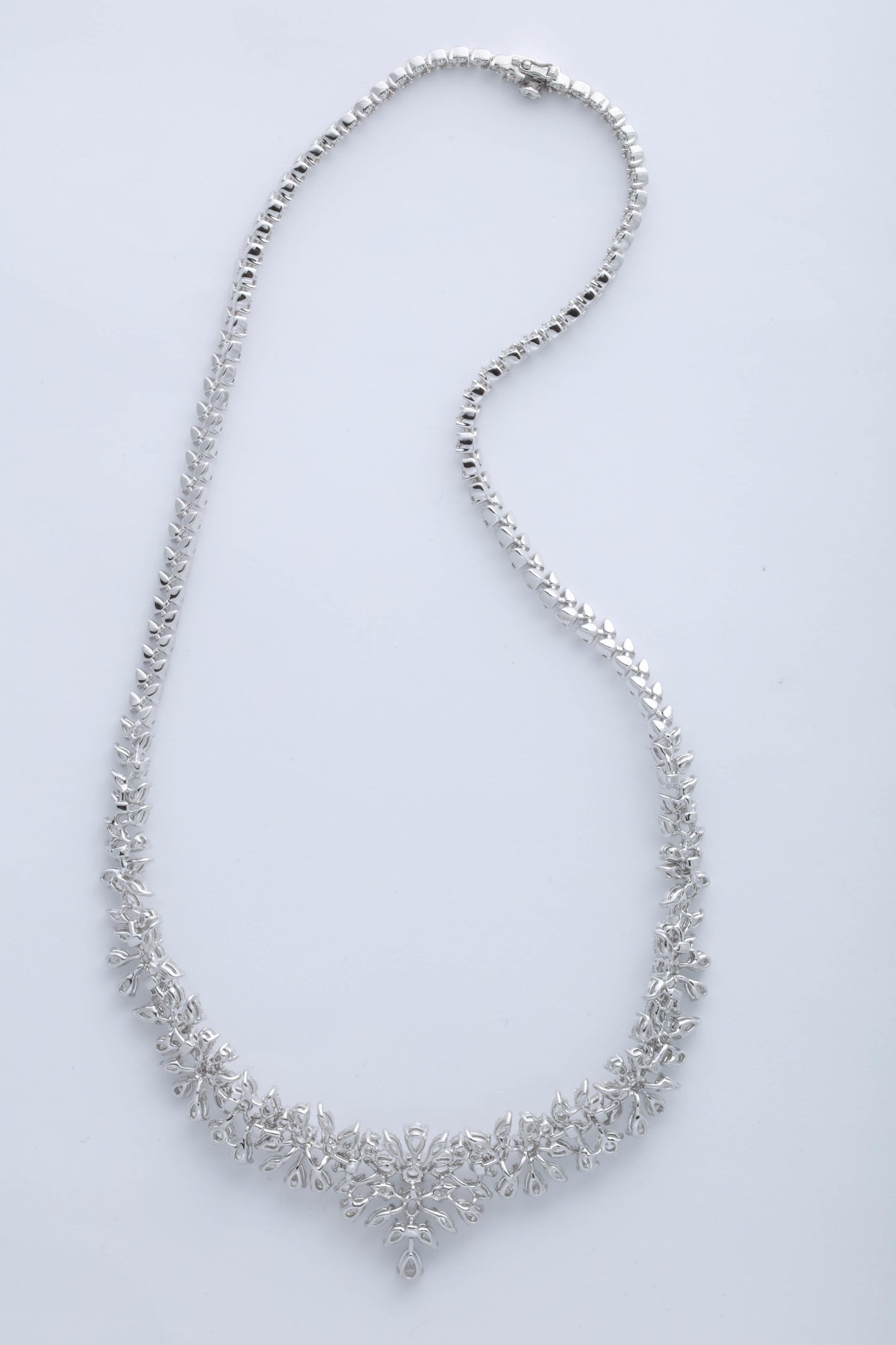 https://a.1stdibscdn.com/multi-shape-diamond-necklace-for-sale-picture-7/0/j_48413731535730194795/6R1A6101_master.jpg