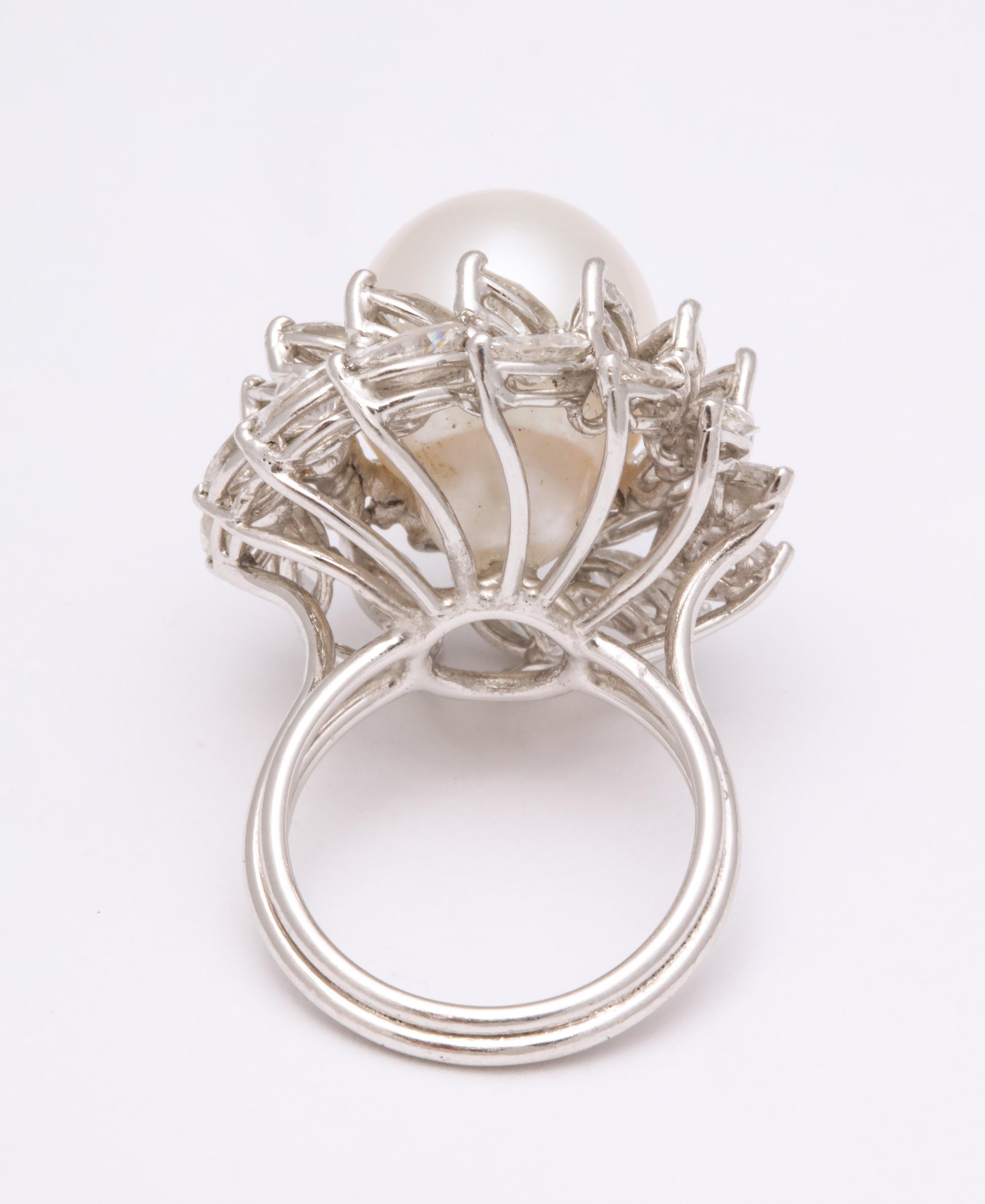 https://a.1stdibscdn.com/south-sea-pearl-and-diamond-ring-for-sale-picture-5/j_415/1566324854782/6R1A6103_master.jpg