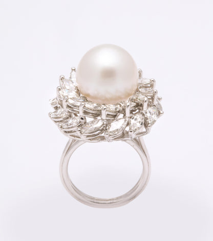https://a.1stdibscdn.com/south-sea-pearl-and-diamond-ring-for-sale-picture-6/j_415/1566324848724/6R1A6104_master.jpg