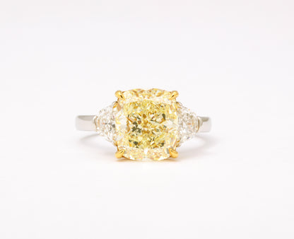 https://a.1stdibscdn.com/5-carat-yellow-diamond-ring-for-sale-picture-2/j_415/j_154958521650391212756/6R1A6658_master.jpg