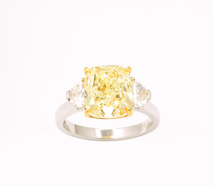 https://a.1stdibscdn.com/5-carat-yellow-diamond-ring-for-sale-picture-9/j_415/j_154958521650391214999/6R1A6666_master.jpg