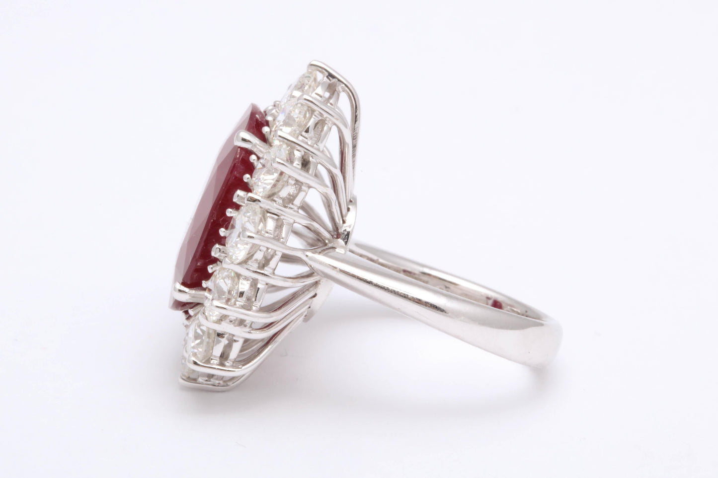 https://a.1stdibscdn.com/damiani-burma-ruby-and-diamond-ring-gia-certified-for-sale-picture-4/0/j_54006021542818690409/6R1A6905_master.jpg